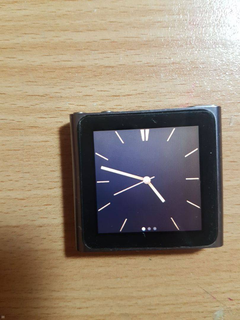 APPLE IPOD NANO 6TH GEN (COLLECTIBLE AS NEW)-6