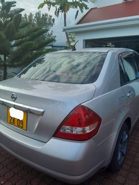 Nissan tiida - 2009-2