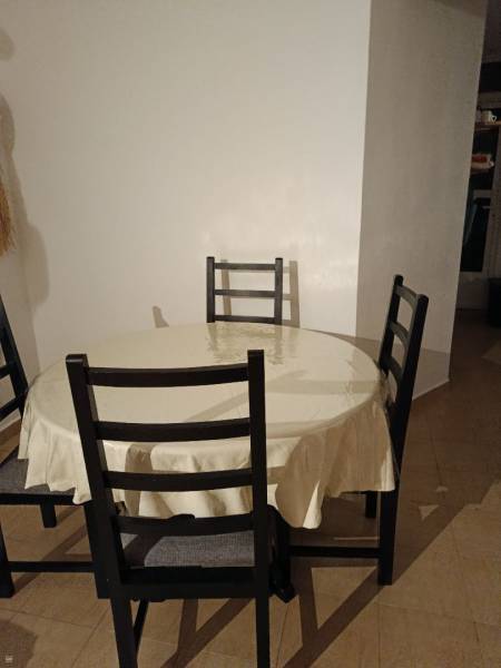 chaises et table à manger-6