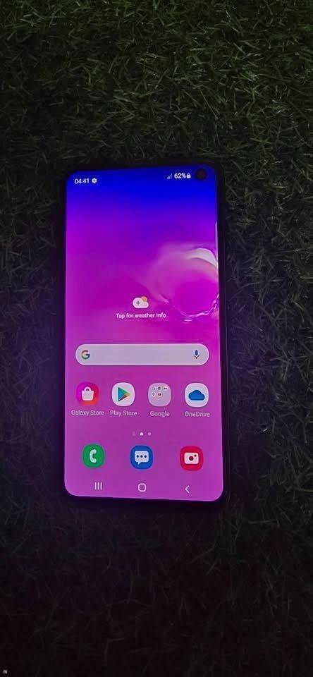 Samsung s10e-1