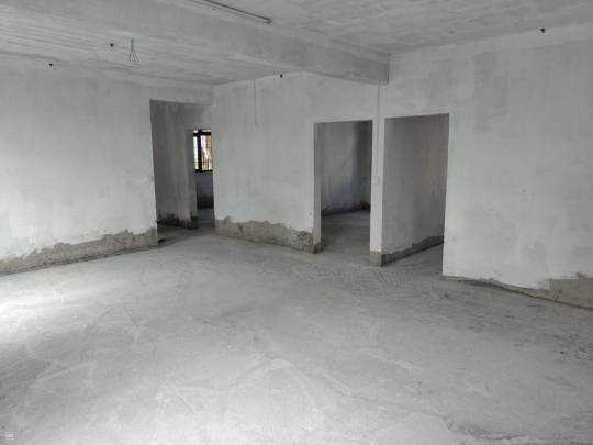 Semi constructed house - 3 Chambres