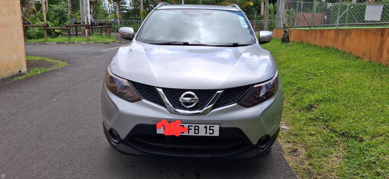 Nissan qashqai 2015-1