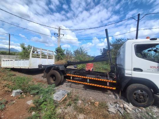 MITSUBISHI Canter-2