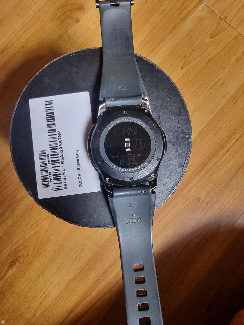 Samsung Smart watch-1