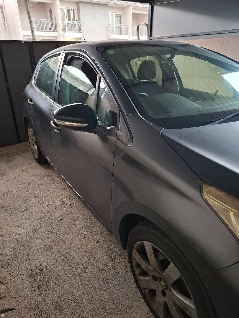 Peugeot 208 - 2014-2