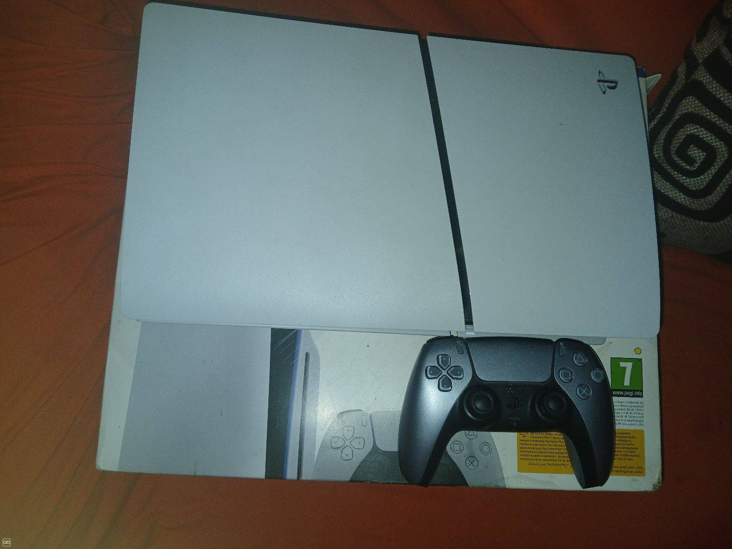 PlayStation 5 slim 1tb avec 10 jeux-1