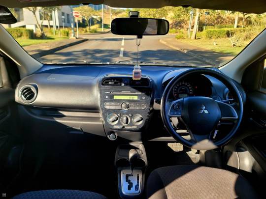 Mitsubishi Mirage Facelift - 2020-7