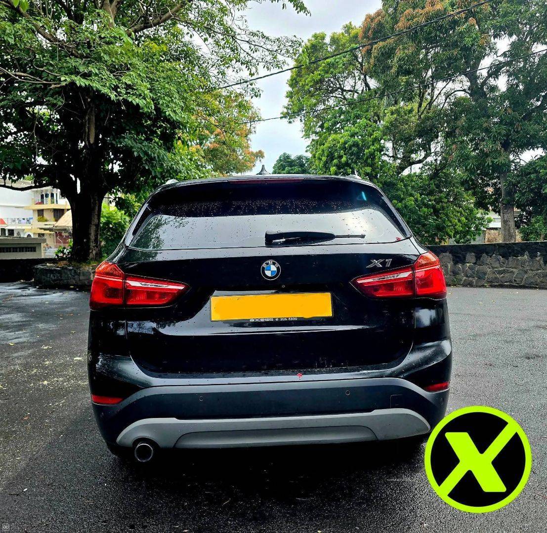 BMW X1  MANUAL - 2016-2