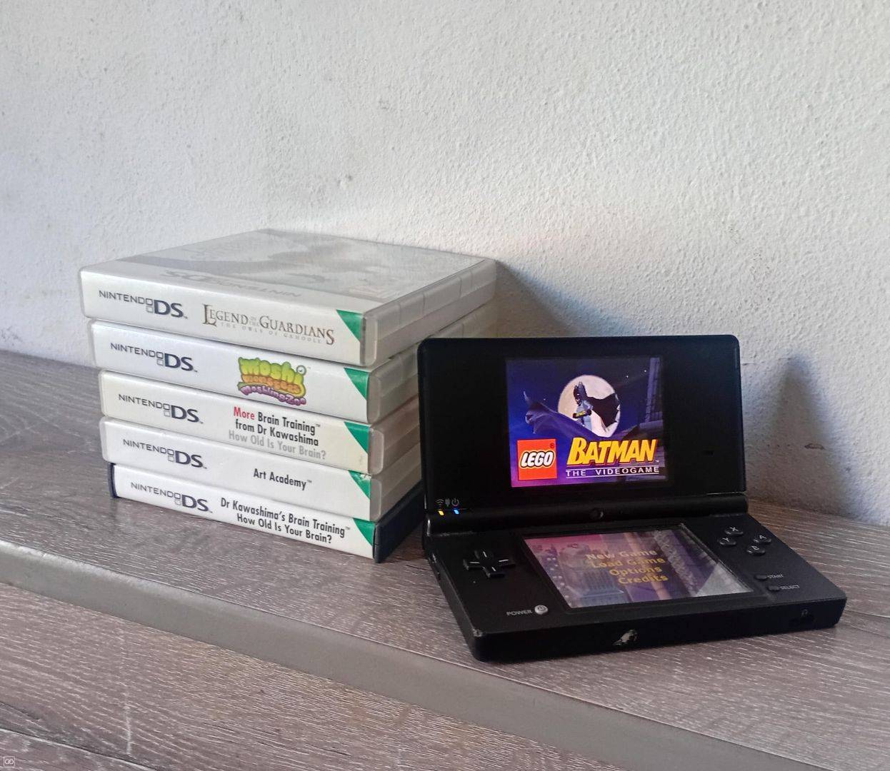 Nintendo DSi + 6 games-1