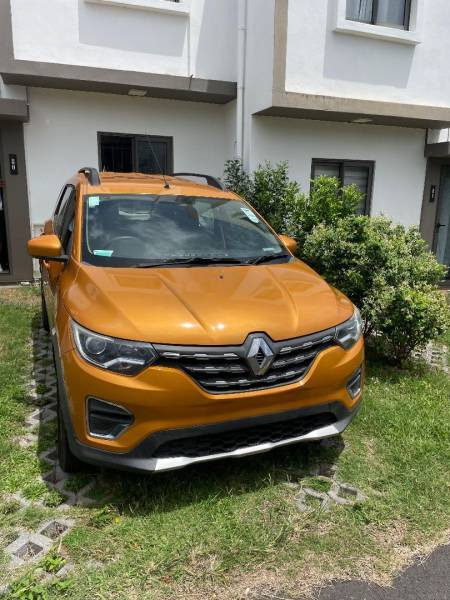 Renault Triber 7 seater - 2021