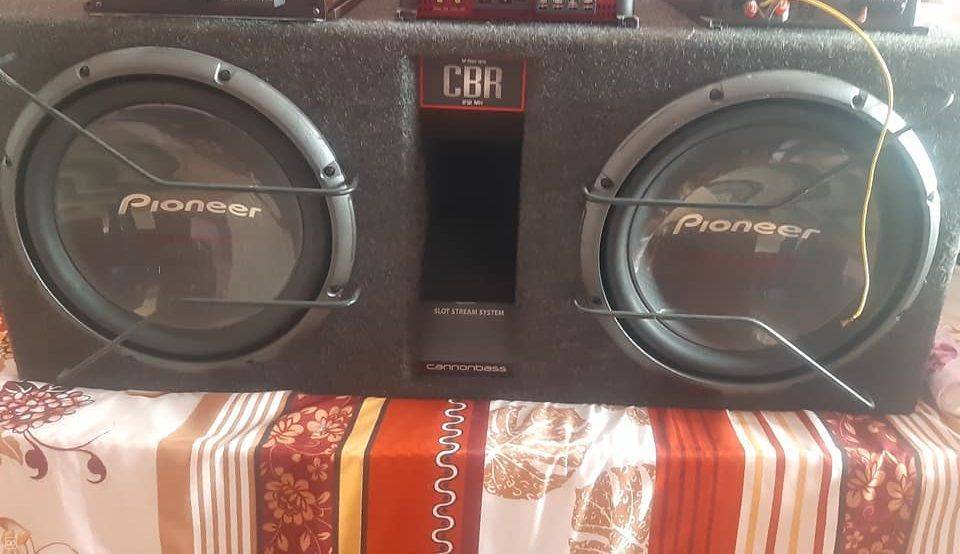 pioneer 2000w subwoofer
