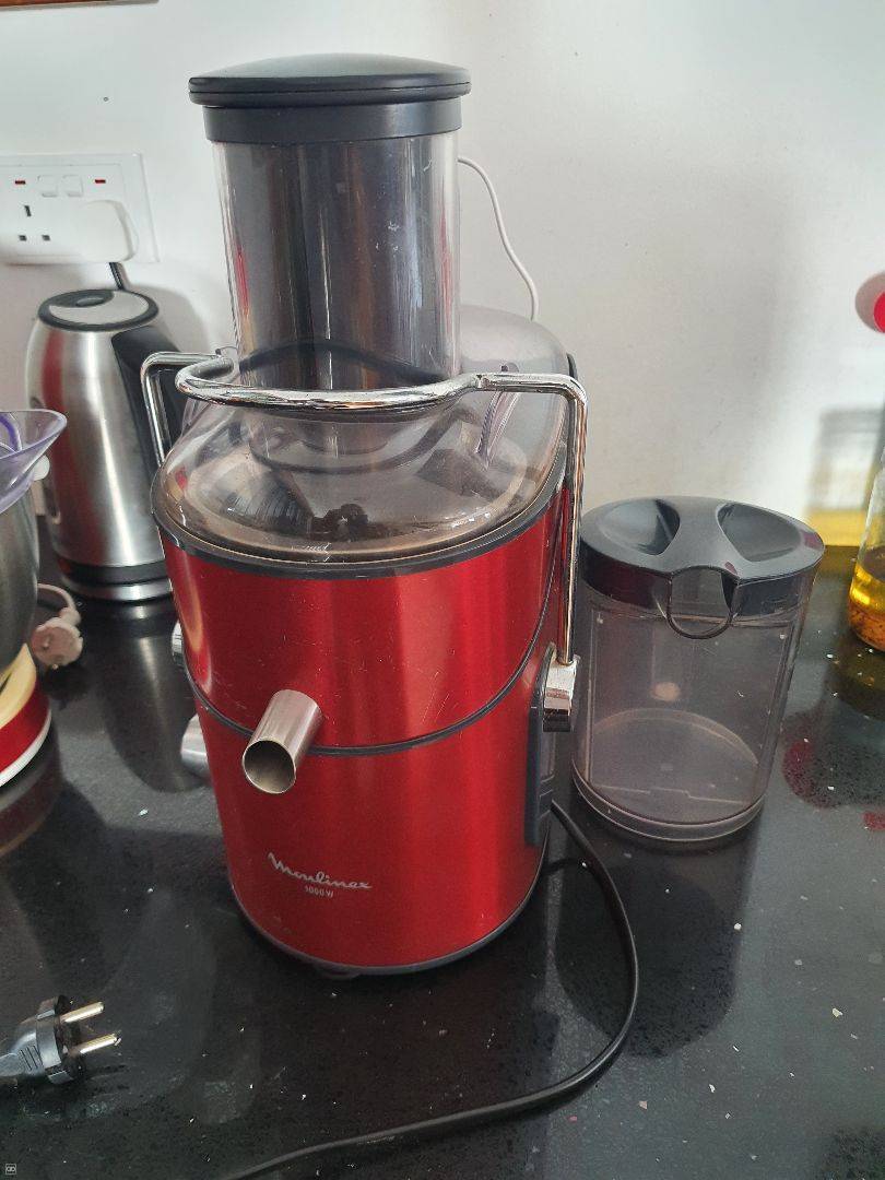 JUICER - MOULINEX - 1200W - weshare.mu