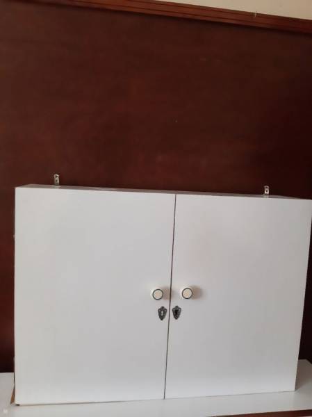 2 meubles de Salle de bain-2