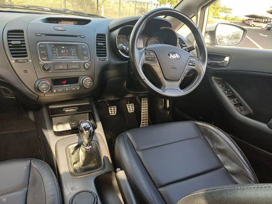 KIA #CERATO - 1.6 - 2018-7