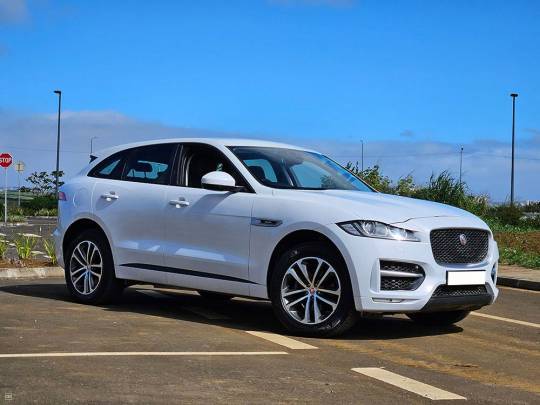 JAGUAR #F-PACE R SPORT - 2.0 - 2018