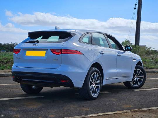 JAGUAR #F-PACE R SPORT - 2.0 - 2018-4
