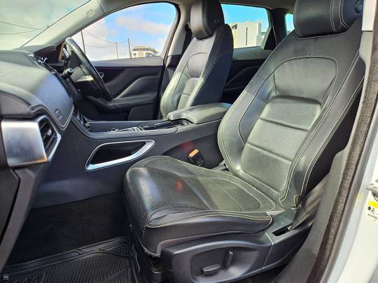 JAGUAR #F-PACE R SPORT - 2.0 - 2018-5