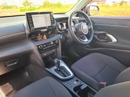 Toyota Yaris Cross 1.5 Hybrid (2021)-8