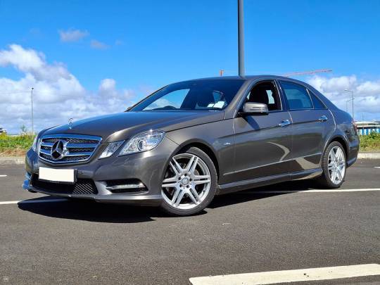 Mercedes-Benz E250 1.8 (2012)-2
