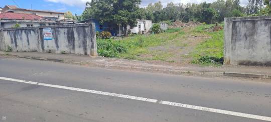 TERRAIN RESIDENTIEL - 295 m²-2