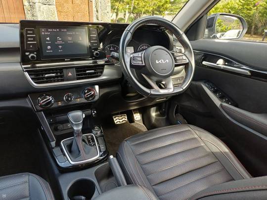 KIA #SELTOS GT Line - 1.6 - 2022-6