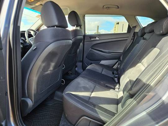 HYUNDAI #TUCSON - 1.6 - 2020-6