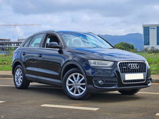 AUDI #Q3 - 2.0 - 2014
