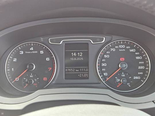 AUDI #Q3 - 2.0 - 2014-9