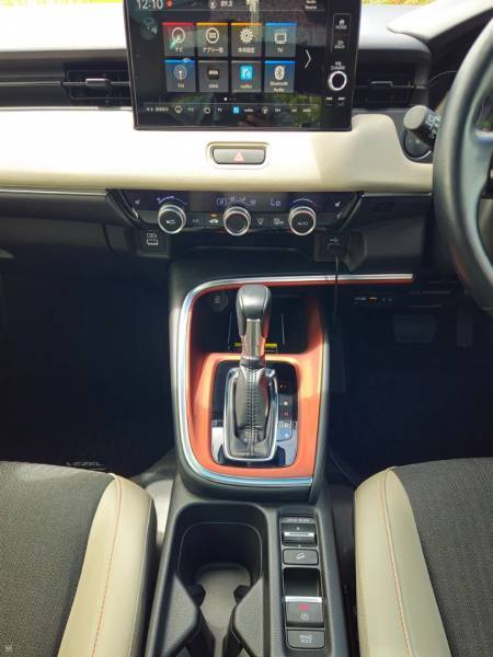 HONDA #VEZEL PLAY - 1.5 - 2022-8