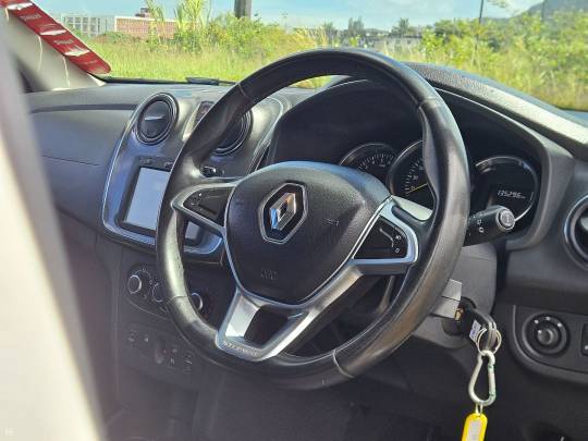 RENAULT #SANDERO STEPWAY - .9 - 2018-7