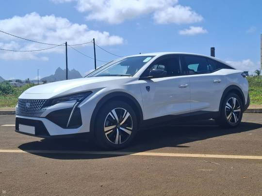 PEUGEOT #408 GT - 1.6 - 2023-2
