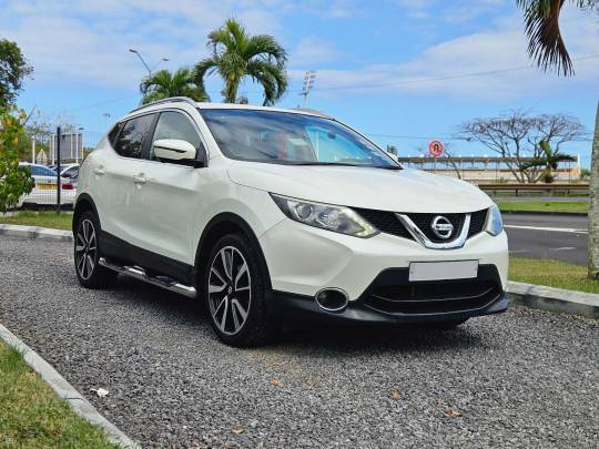 NISSAN #QASHQAI Acenta - 1.6 - 2016