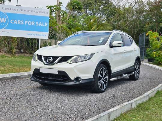 NISSAN #QASHQAI Acenta - 1.6 - 2016-2