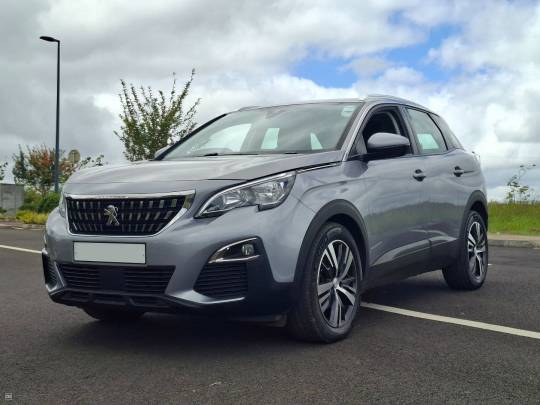 PEUGEOT 3008 (2020)-2