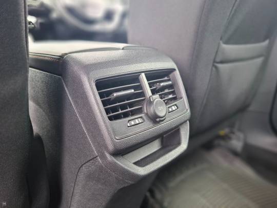 PEUGEOT 3008 (2020)-7