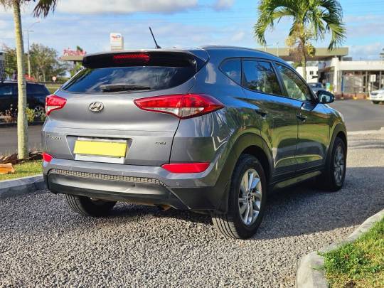 HYUNDAI #TUCSON CRDI - 2.0 - 2016-4