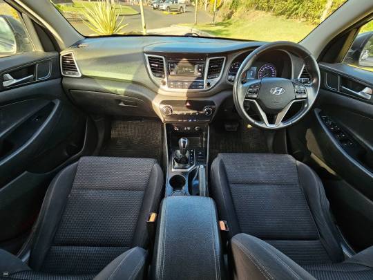 HYUNDAI #TUCSON CRDI - 2.0 - 2016-6