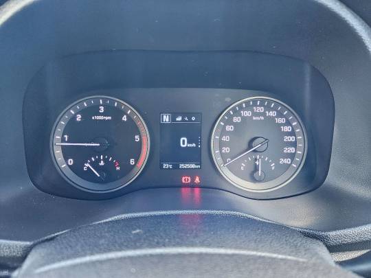 HYUNDAI #TUCSON CRDI - 2.0 - 2016-9