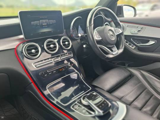 MERCEDES-BENZ #GLC 250 - 2.0 - 2016-7