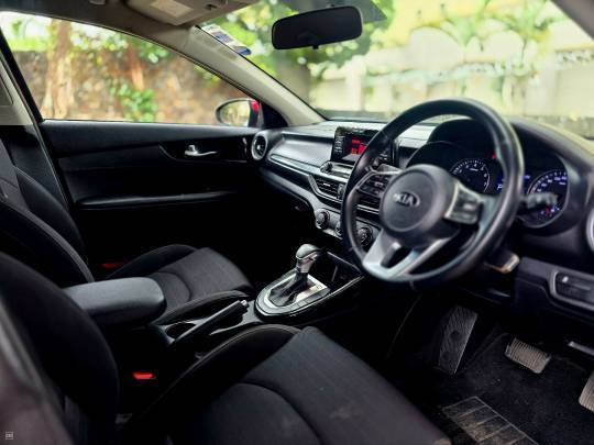 Kia Cerato - 2021-6