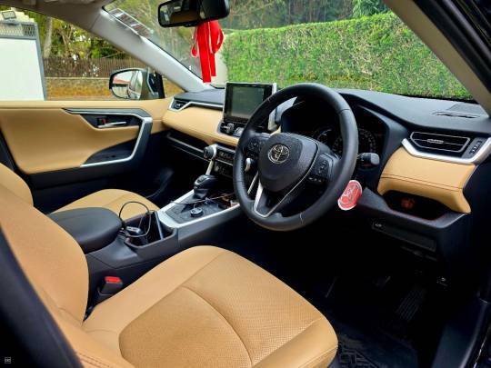 Toyota Rav 4 - 2024-7