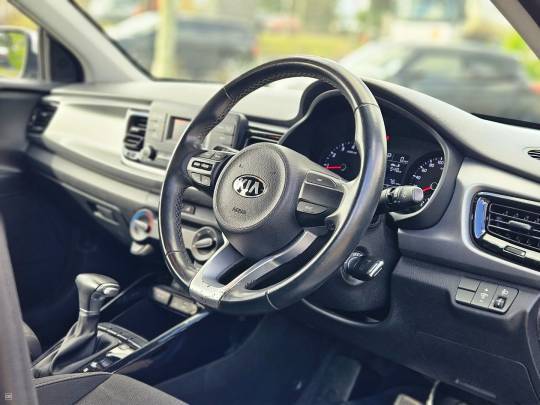 KIA #RIO - 1.4 - 2020-8