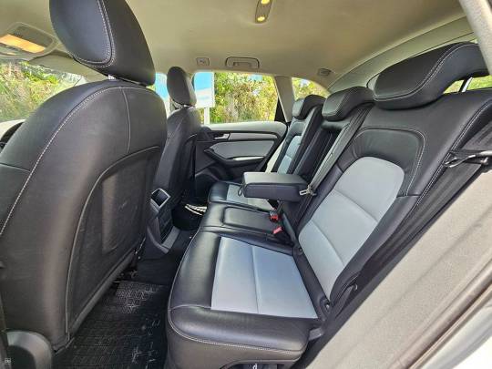 AUDI #Q5  - 2.0 - 2014-6