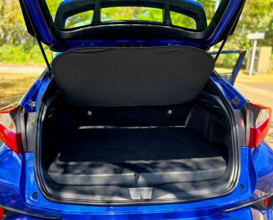 Toyota CH-R Turbo - 2019-6