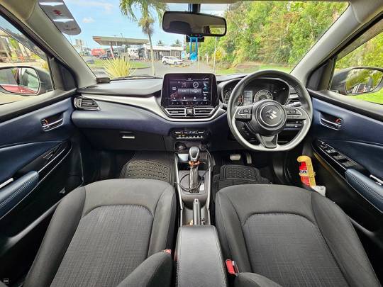 SUZUKI #BALENO GLX - 1.5 - 2024-8