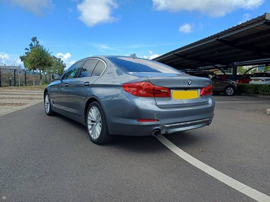 BMW #530e Plugin Hybrid - 2.0 - 2017-4