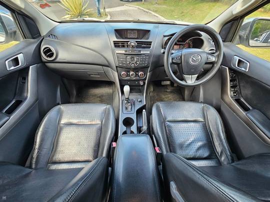 MAZDA #BT50 - 4X4 - 3.2 - 2016-9