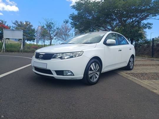 KIA #CERATO  - 1.6 - 2013-2