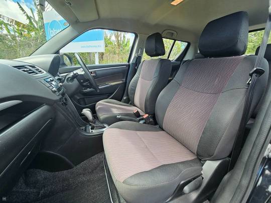 SUZUKI #SWIFT  - 1.2 - 2017-7