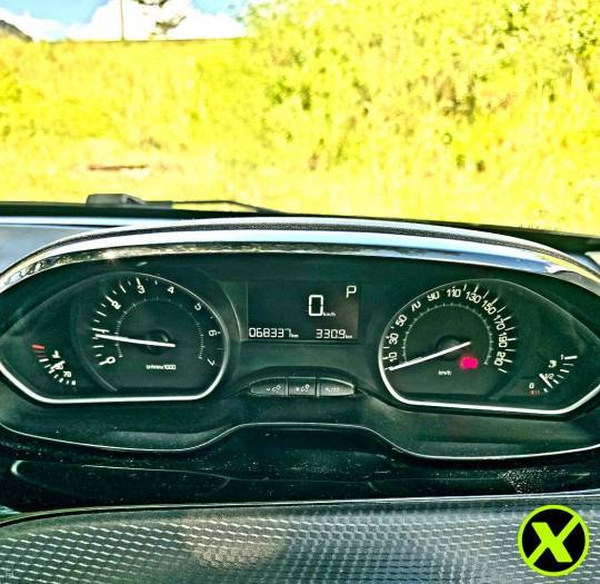 Peugeot 208 Facelift - 2018-9